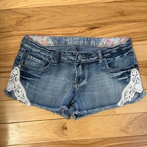 Boho Hippie Laundry Juniors Vanilla Star Blue Denim Shorts with Lace Trim (9)